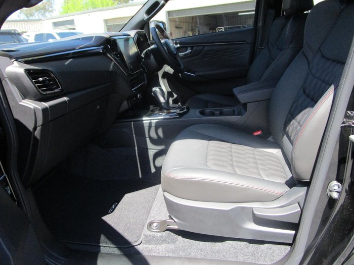 2025 Isuzu D-MAX X-TERRAIN