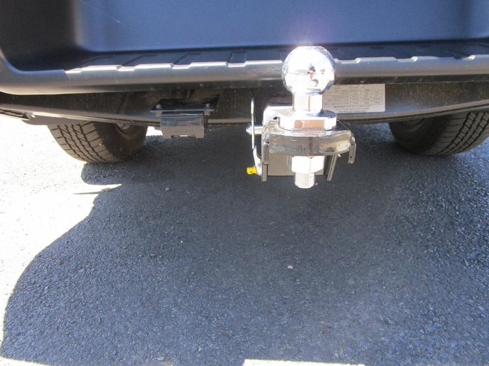 2025 Isuzu D-MAX X-TERRAIN