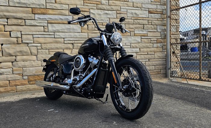 2025 Harley-Davidson Street Bob 117 (FXBB) Softail Black