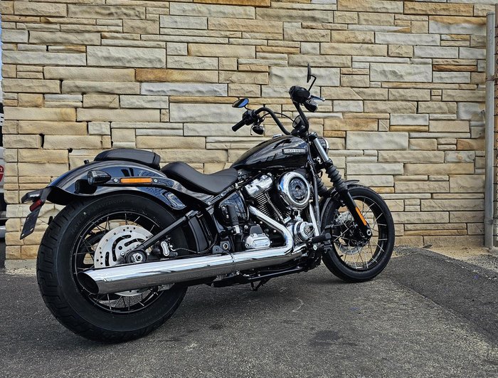 2025 Harley-Davidson Street Bob 117 (FXBB) Softail Black