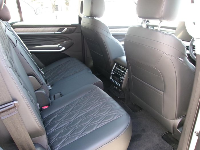 2024 GWM Tank 500 Lux Hybrid