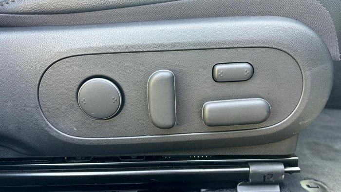 2025 Hyundai Kona Premium
