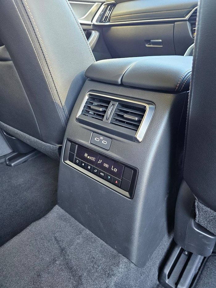 2024 Mazda CX-80 G40e Touring