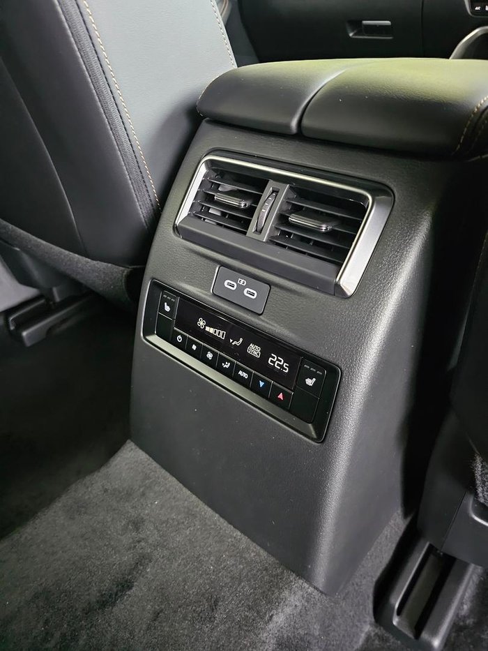 2025 Mazda CX-80 D50e Azami