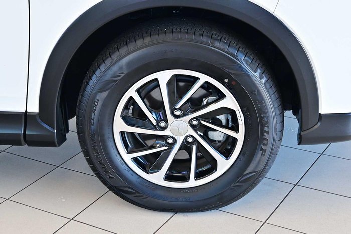 2024 Mitsubishi Eclipse Cross ES