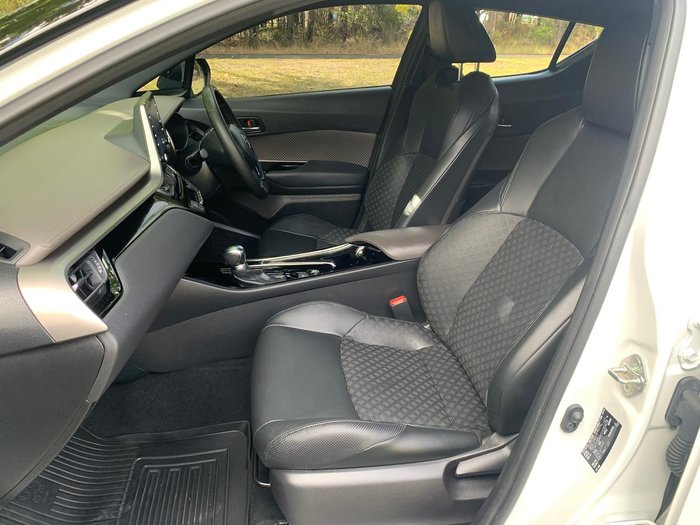 2022 Toyota C-HR Koba NGX10R Frosted White with Black Roof