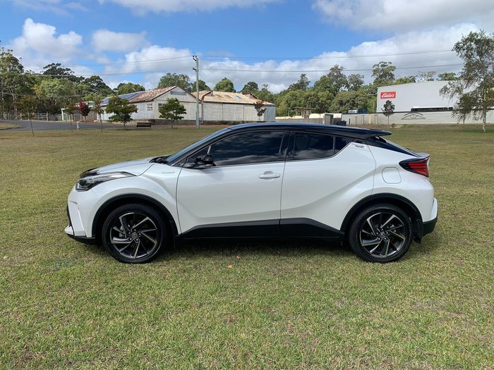 2022 Toyota C-HR Koba NGX10R Frosted White with Black Roof