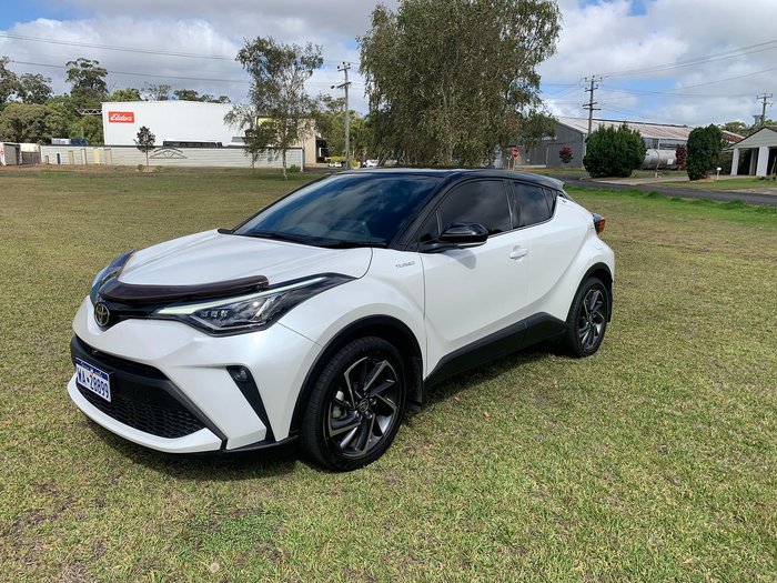 2022 Toyota C-HR Koba NGX10R Frosted White with Black Roof