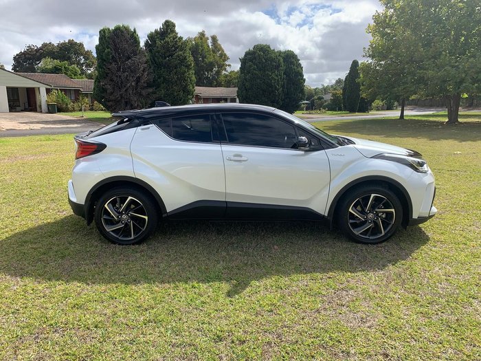 2022 Toyota C-HR Koba NGX10R Frosted White with Black Roof