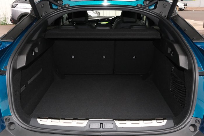 2024 Peugeot 408 GT Premium Hybrid