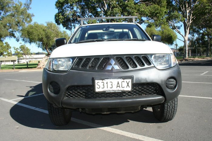 2009 Mitsubishi Triton GLX ML MY09 4x2 White