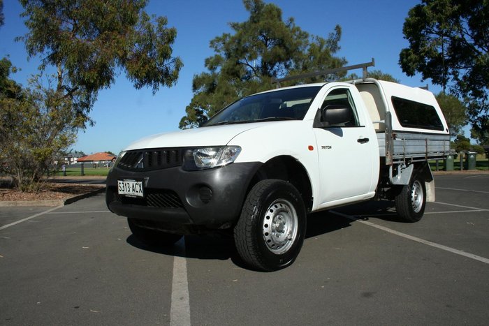 2009 Mitsubishi Triton GLX ML MY09 4x2 White