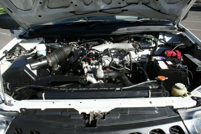 2009 Mitsubishi Triton GLX ML MY09 4x2 White