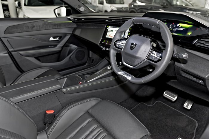 2024 Peugeot 408 GT Premium Hybrid