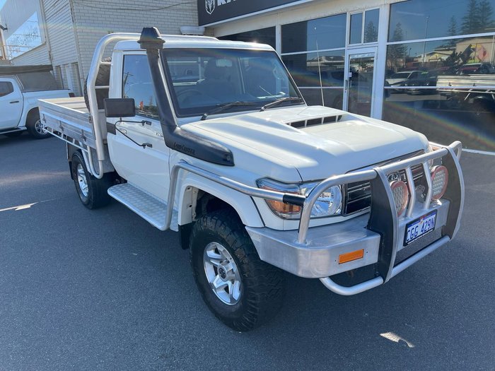 2020 Toyota Landcruiser GXL