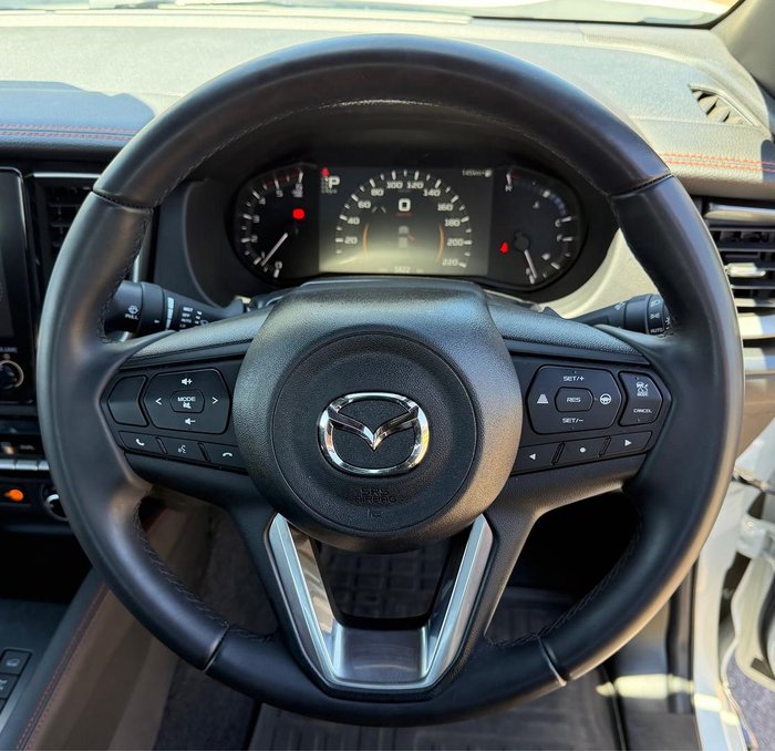 2024 Mazda BT-50 SP