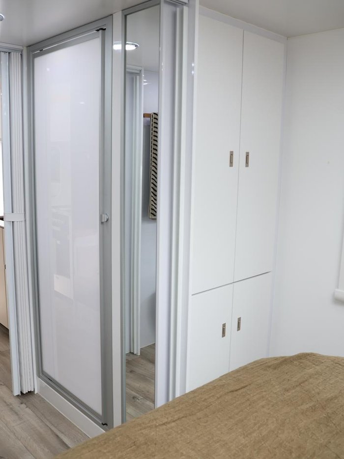 2025 Wonderland RV Rear Club Lounge Layout With Centre Bathroom