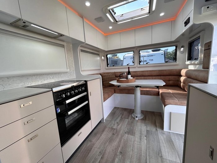 2025 Wonderland RV Club Lounge / Centre Ensuite
