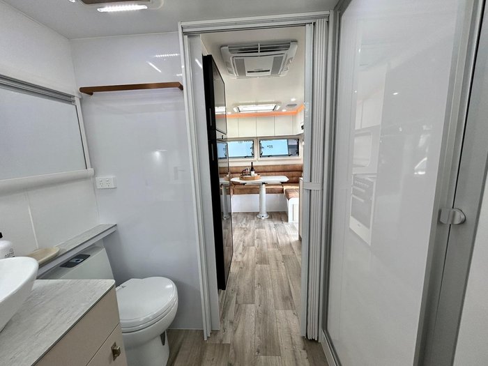 2025 Wonderland RV Club Lounge / Centre Ensuite