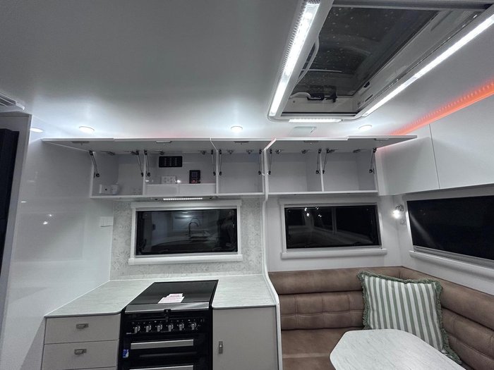 2025 Wonderland RV Club Lounge / Centre Ensuite