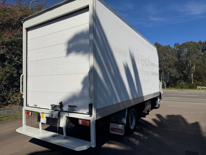 2015 Isuzu Npr 400 Long WHITE