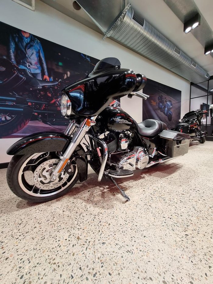 2012 Harley-Davidson Street Glide 103 (FLHX) Touring Black