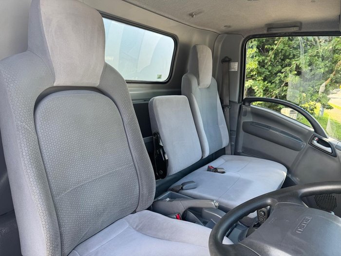 2015 Isuzu Npr 400 Long NPR 75 190 WHITE