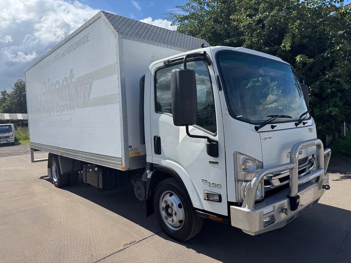 2015 Isuzu Npr 400 Long NPR 75 190 WHITE