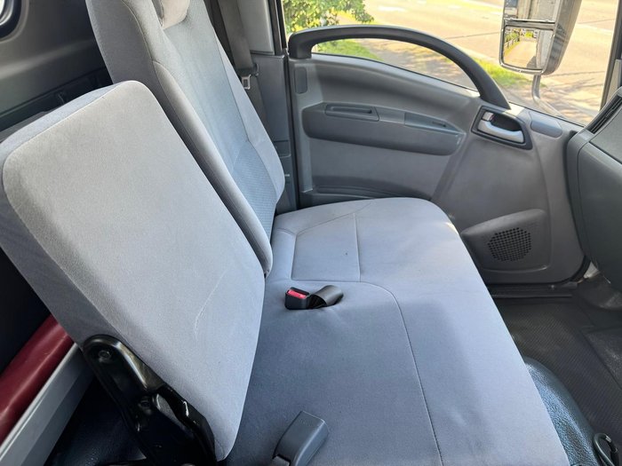 2015 Isuzu Npr 400 Long NPR 75 190 WHITE