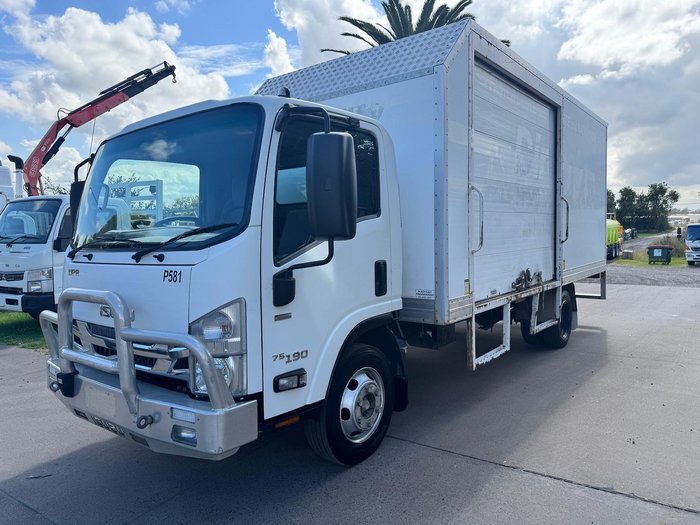 2015 Isuzu Npr 400 Long NPR 75 190 WHITE