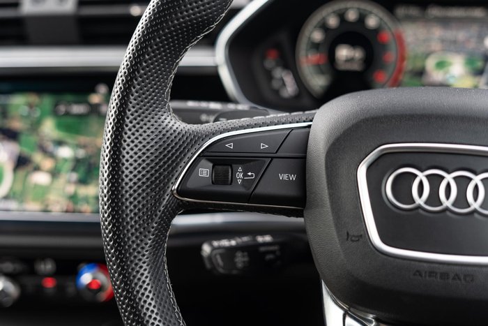 2024 Audi Q3 40 TFSI S line