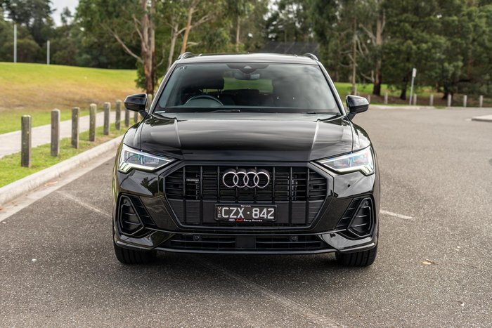 2024 Audi Q3 40 TFSI S line