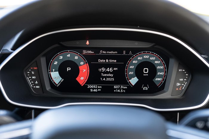 2024 Audi Q3 35 TFSI Dynamic Black