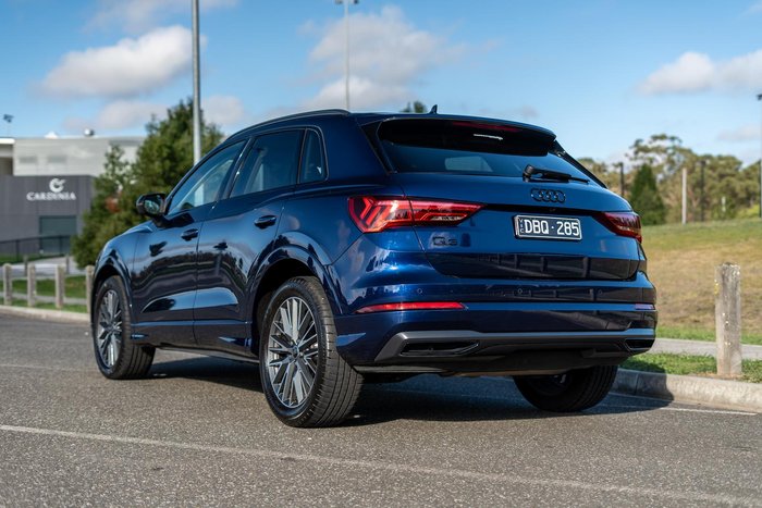 2024 Audi Q3 35 TFSI Dynamic Black