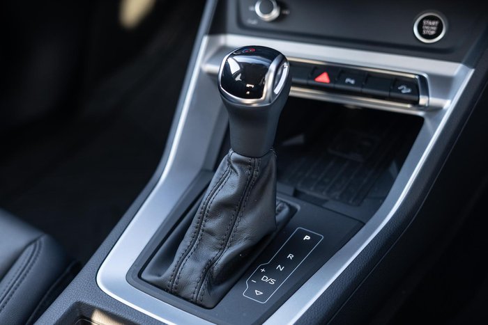 2024 Audi Q3 35 TFSI Dynamic Black