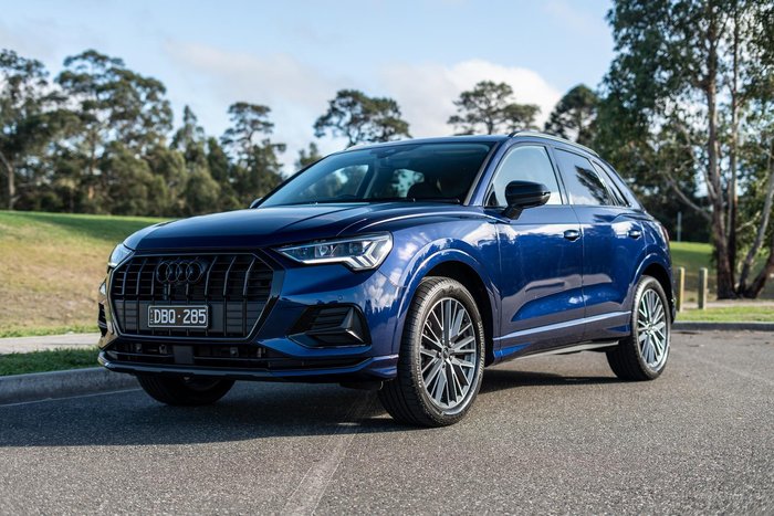 2024 Audi Q3 35 TFSI Dynamic Black