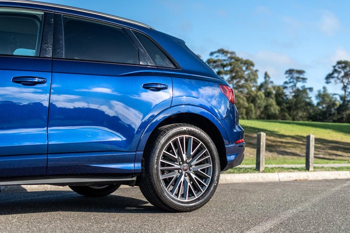 2024 Audi Q3 35 TFSI Dynamic Black
