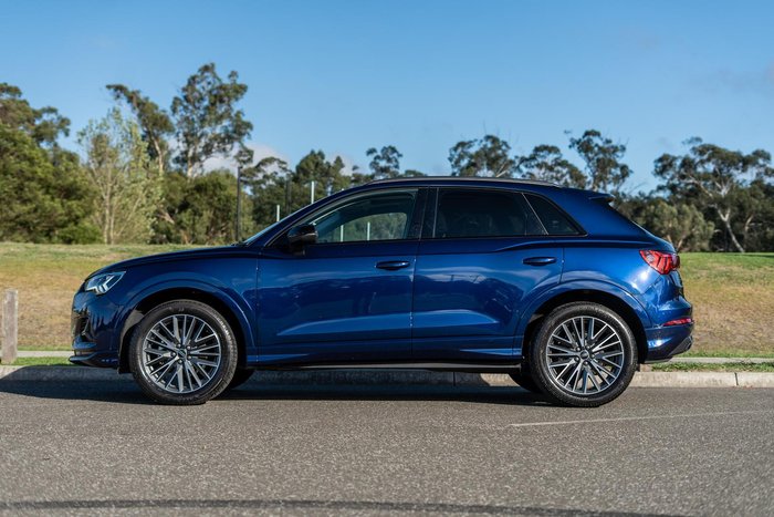 2024 Audi Q3 35 TFSI Dynamic Black