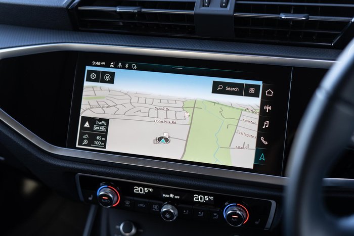 2024 Audi Q3 35 TFSI Dynamic Black