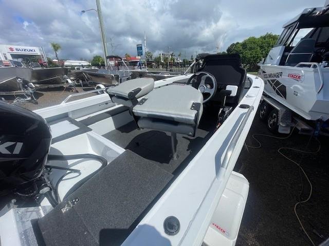 2025 Stacer 449 Assault Pro