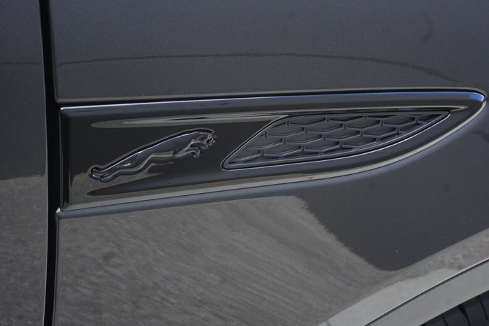 2023 Jaguar E-PACE P250 R-Dynamic HSE
