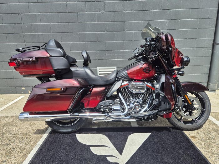 2018 Harley-Davidson CVO Limited 117 (FLHTKSE) Touring