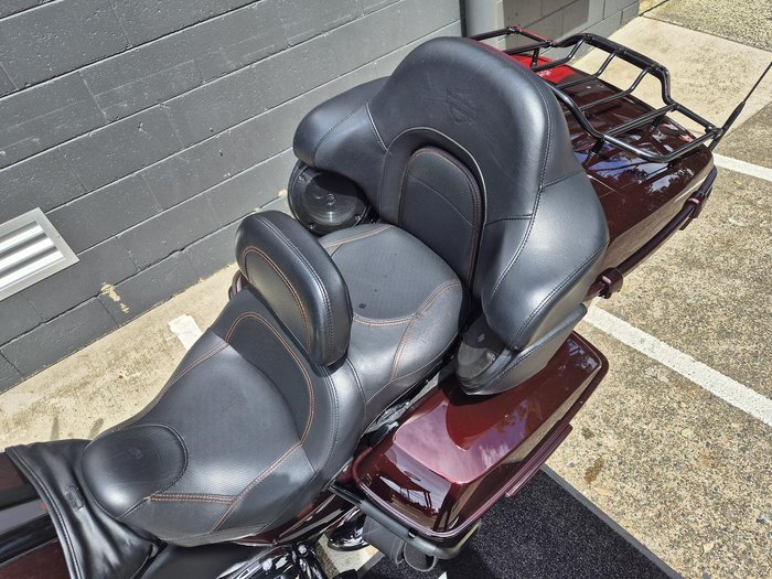 2018 Harley-Davidson CVO Limited 117 (FLHTKSE)