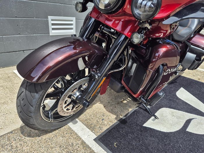 2018 Harley-Davidson CVO Limited 117 (FLHTKSE)