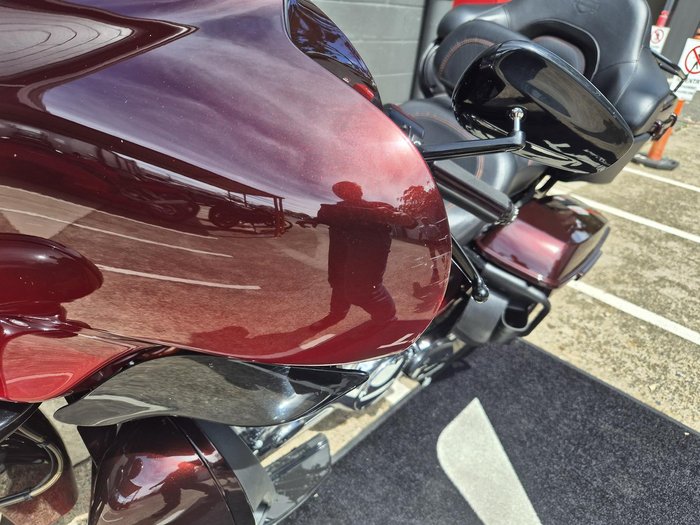 2018 Harley-Davidson CVO Limited 117 (FLHTKSE)