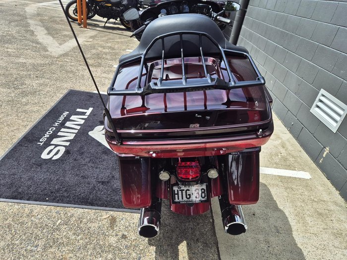 2018 Harley-Davidson CVO Limited 117 (FLHTKSE)