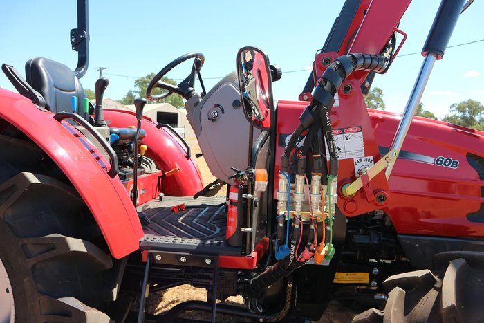 0 CASE IH Farmall 60B RED
