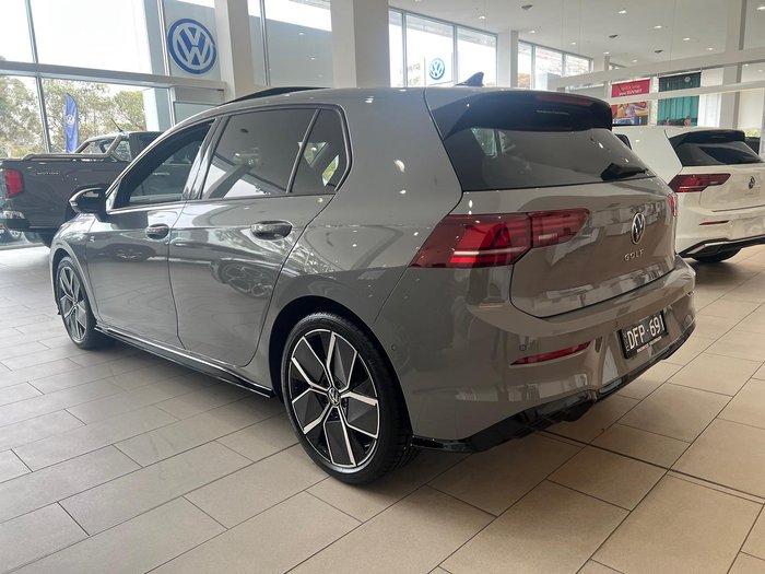2024 Volkswagen Golf 110TSI R-Line