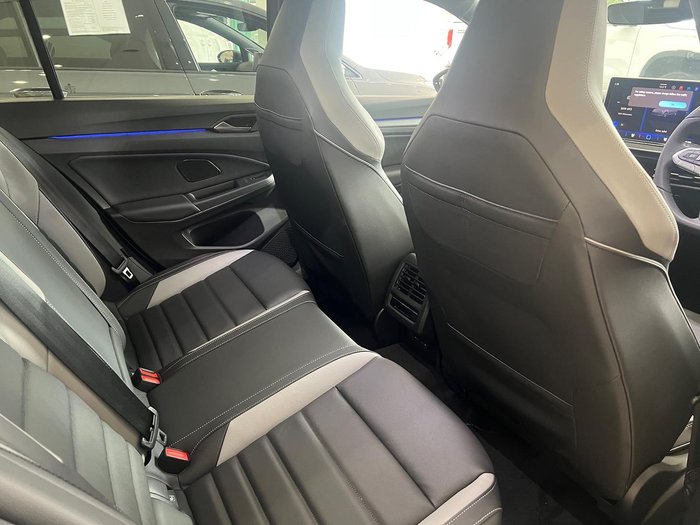 2024 Volkswagen Golf 110TSI R-Line