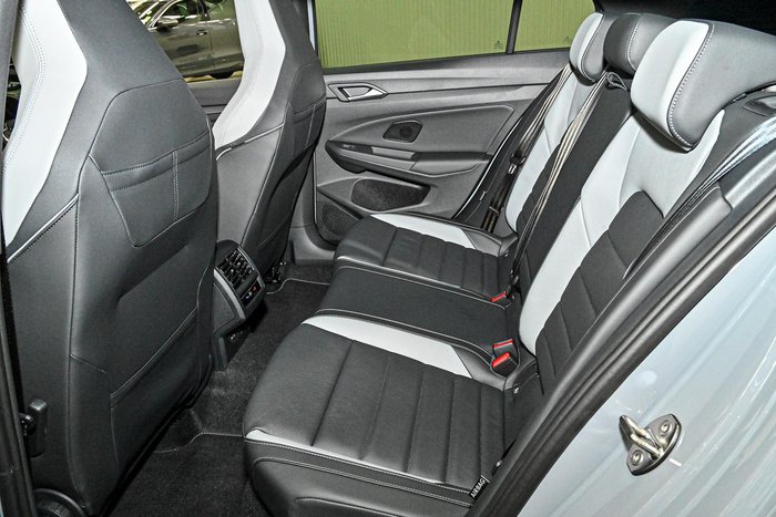 2024 Volkswagen Golf 110TSI R-Line